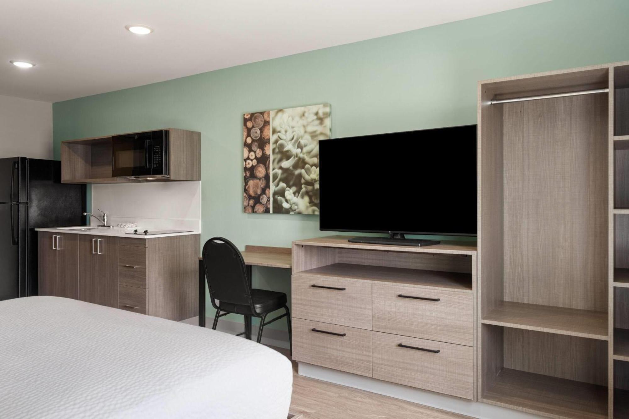 Echo Suites Extended Stay By Wyndham Indianapolis Ameriplex Екстер'єр фото